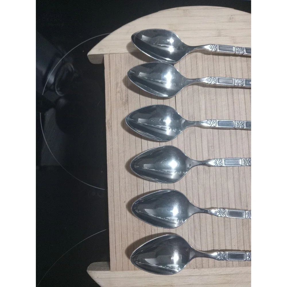 Oneida Community MADRID‎  No Black  Stainless 6 TeaSpoons   See Pictures